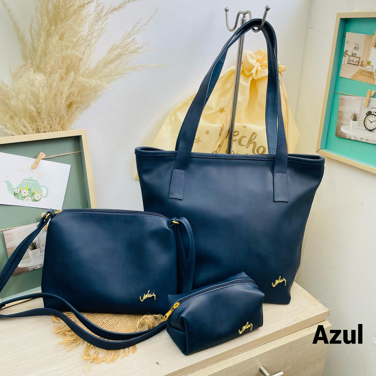 "Diseño clásico, actitud moderna "SET DE BOLSOS PREMIUM"