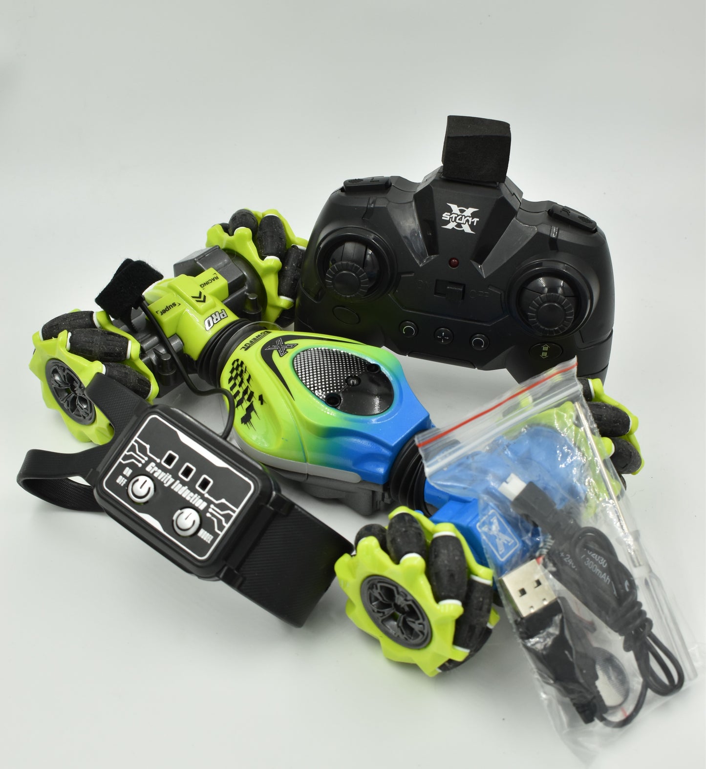 Carro Acrobatico Con Sensor teledirigido 4WD RC 2,4G